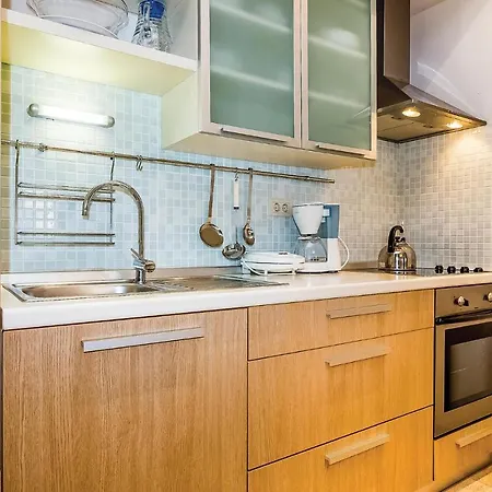 Apartman Awesome In With Outdoor Swimming Pool, Sauna And Wifi