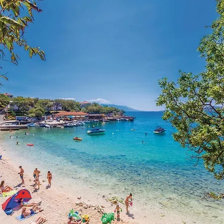 Awesome In With Outdoor Swimming Pool, Sauna And Wifi Apartman